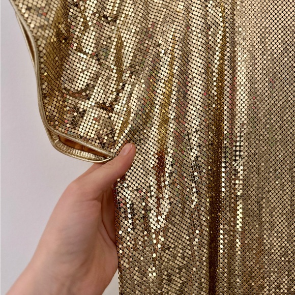 WHITING AND DAVIS GOLD METAL MESH TOP - Picture 4 of 7